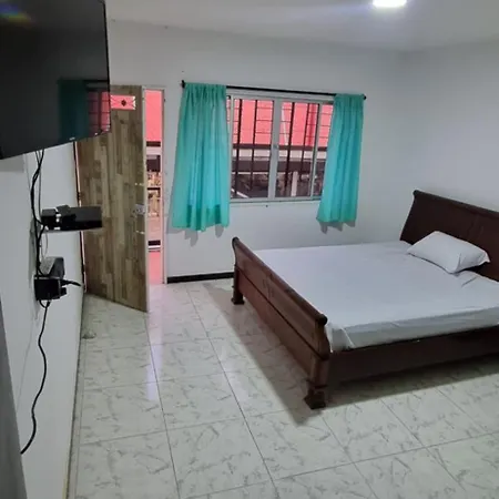 Casa Grande En El Centro De La Cuidad Apartment Medellin Exterior photo